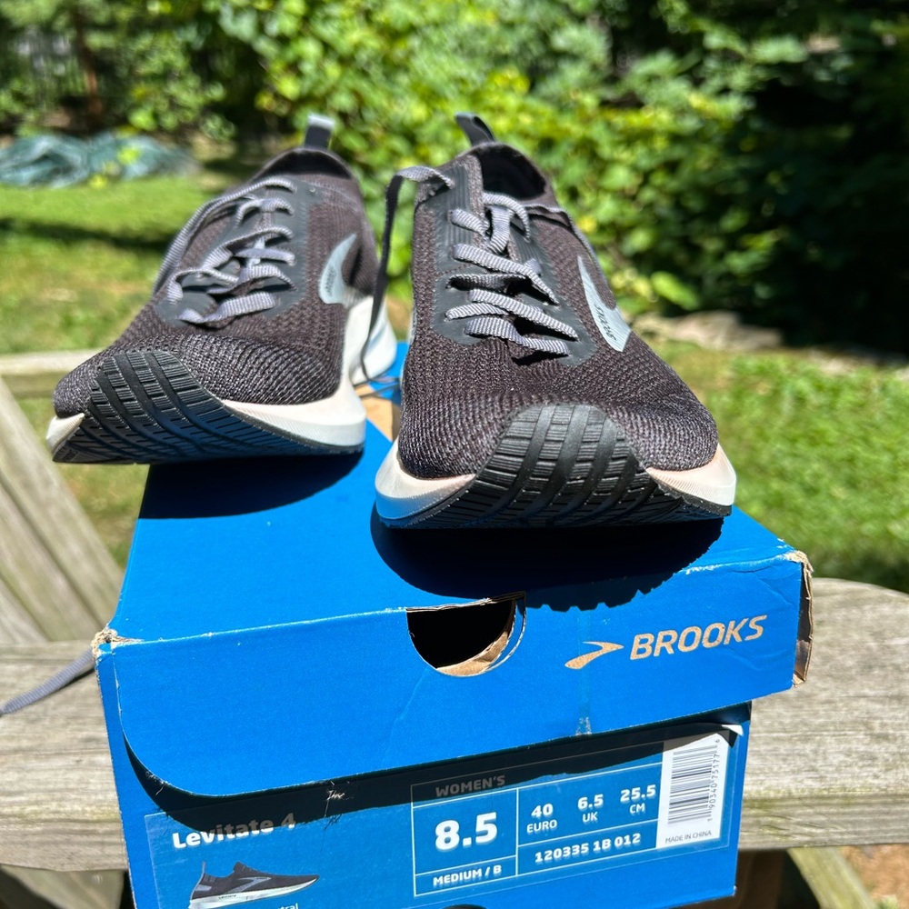 Woman’s Brooks Running Shoes